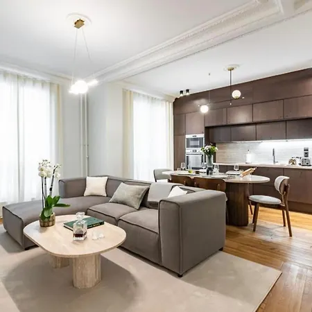Passy - Trocadero - Luxury Flat Daire